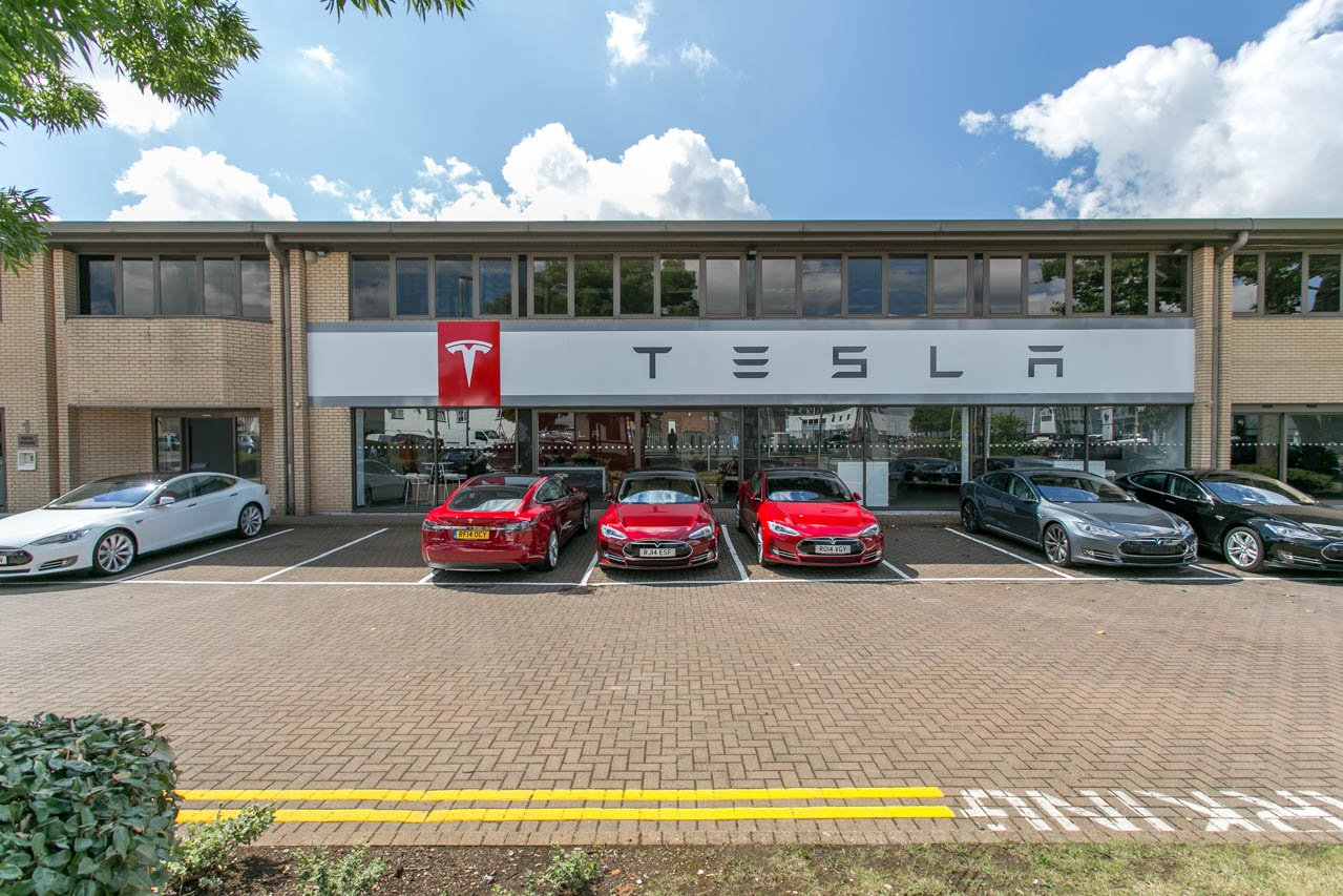 Tesla First London Location Full View